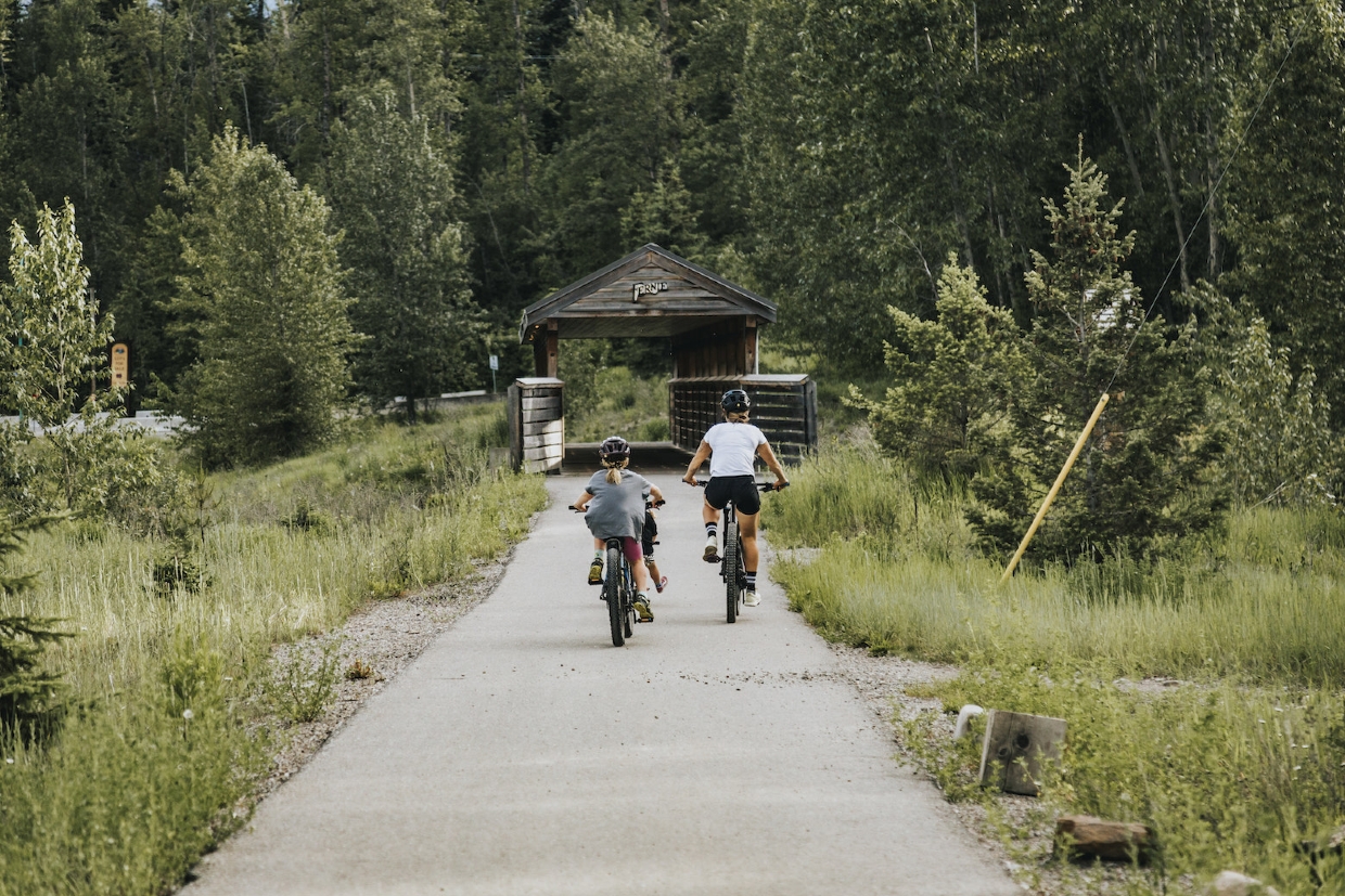 The Fernie Valley Pathway - great for all ages and abilities
