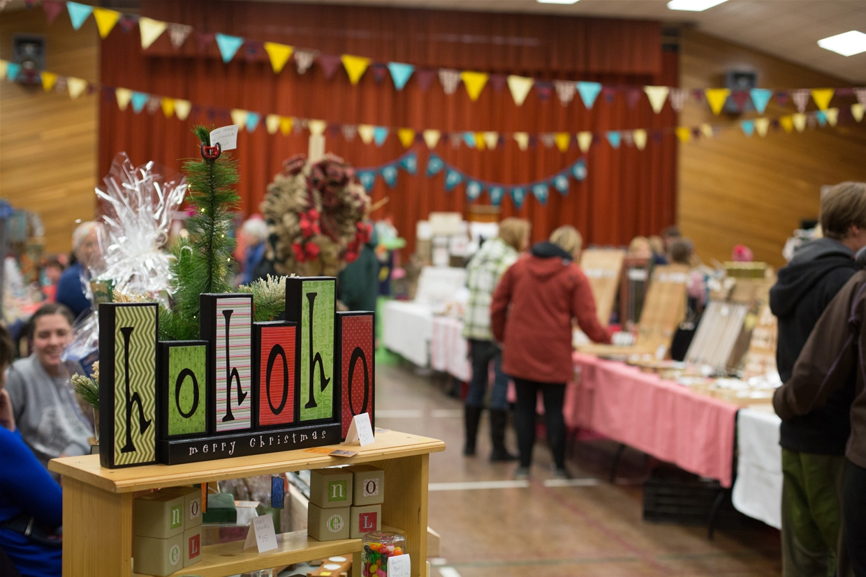 Twilight & Holiday Craft Fair