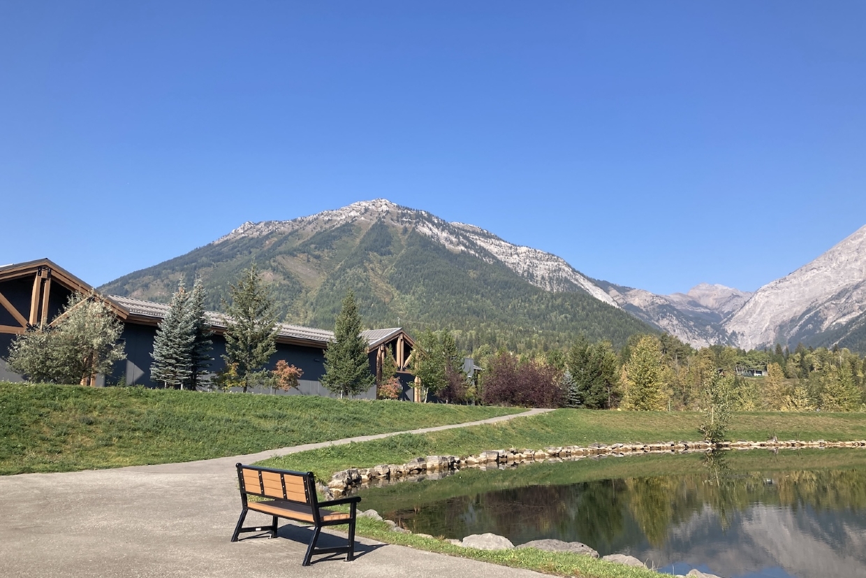 Looking West to Mt Fernie. 10.10am, Wednesday, September 17, 2025. 