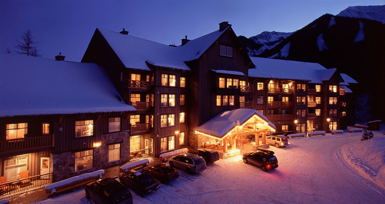 Fernie Hotel And Pub British Columbia Canada Fernie BC hotel and lodging listings, in the Canadian Rocky Mountains.