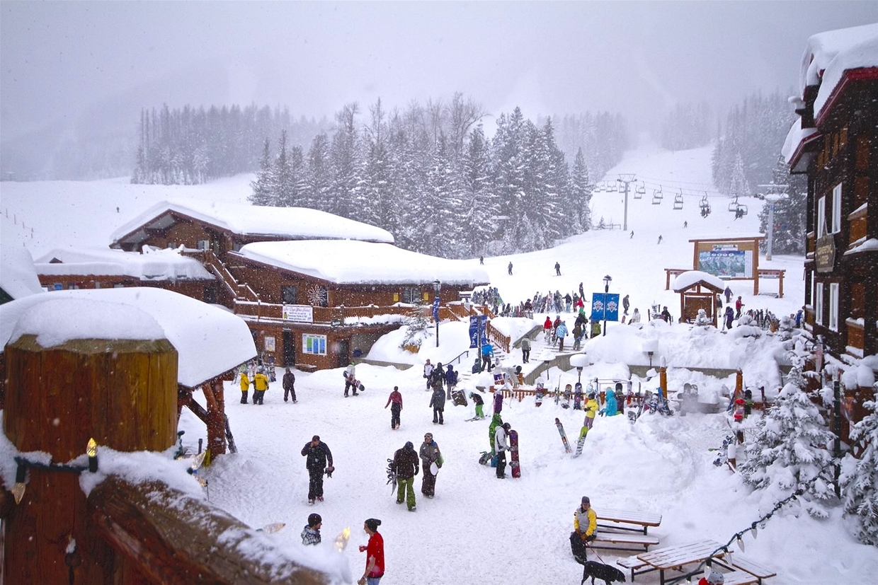 The plaza at Fernie Alpine Resort