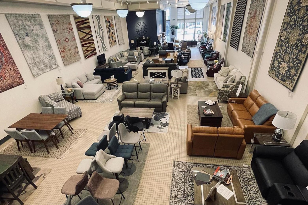 5,000 sq ft of contemporary & traditional home furnishings