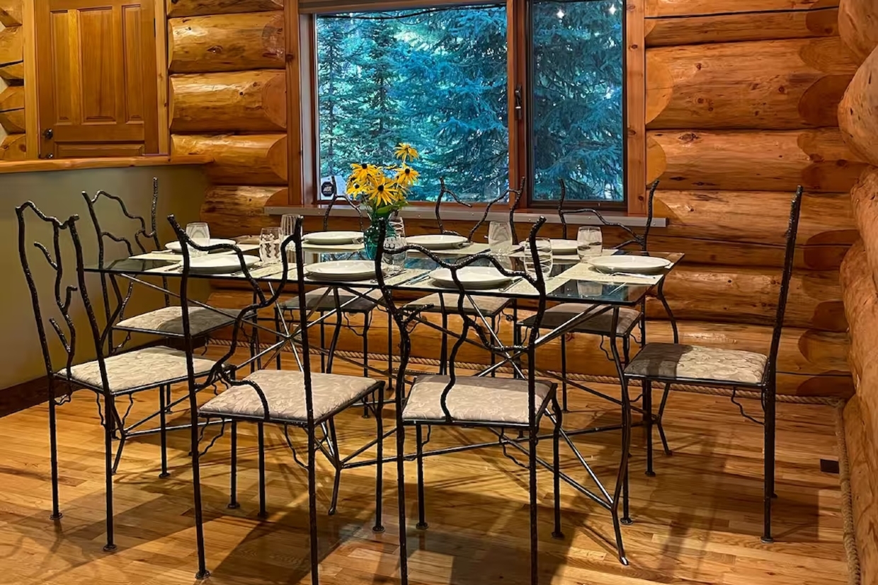 Fernie Log Cabin Dining Area for 8