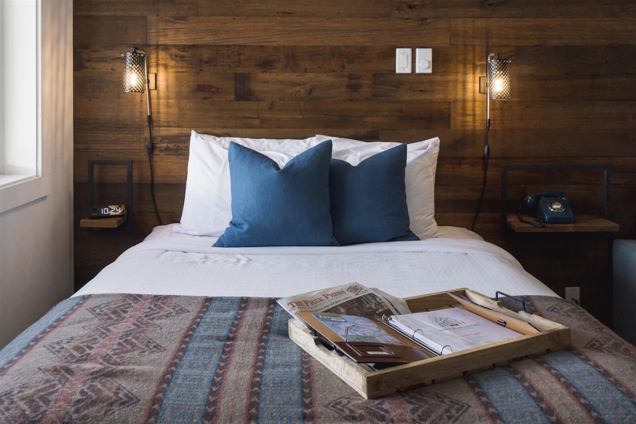 Comfort Room - Mountain View